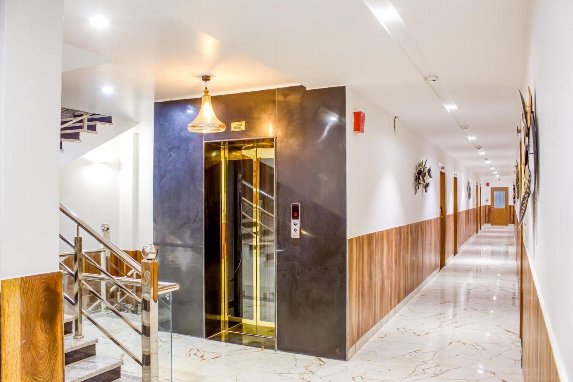דהראדון Zip By Spree Hotels Grand Legacy Prime מראה חיצוני תמונה