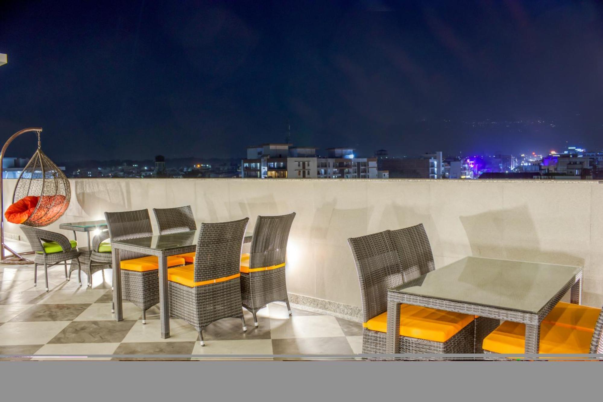 דהראדון Zip By Spree Hotels Grand Legacy Prime מראה חיצוני תמונה